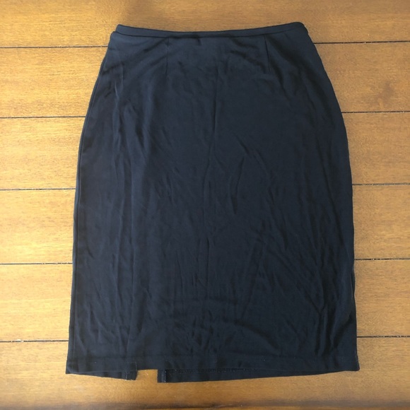 Express Black Skirt - Picture 2 of 3
